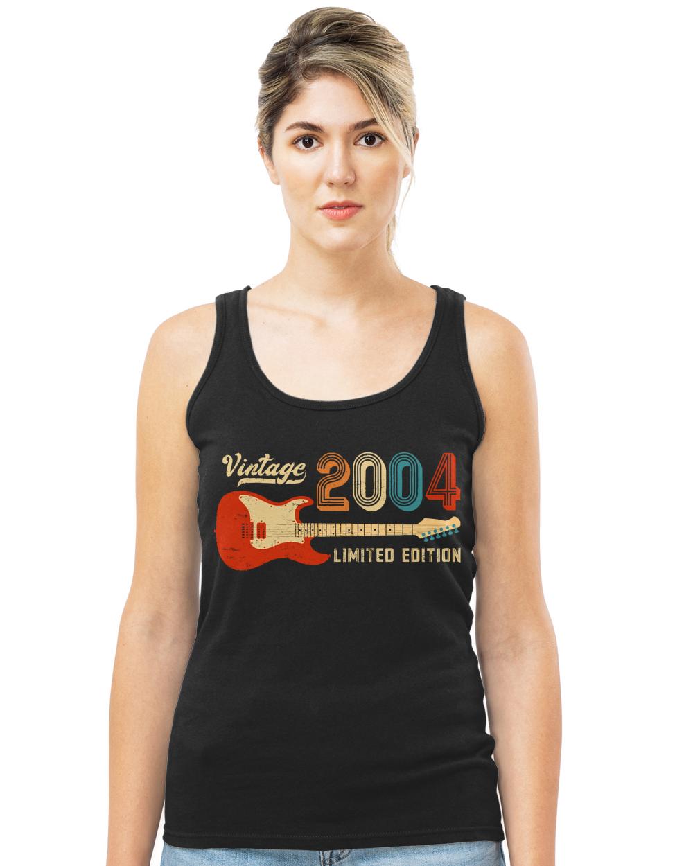 2004 Birthday Gift T-ShirtVintage 2004 Birthday Retro Guitarist Guitar Lover T-Shirt