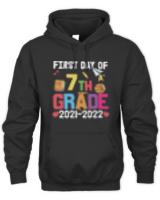 7th Sixth Grade Vibes T- Shirt First Day Of 7th Grade 2022 Retro Groovy Women Happy First Day Of School T- Shirt