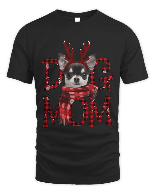 Black Chihuahua Mom Christmas Dog Mom T-ShirtBlack Chihuahua Mom Christmas Dog Mom Dog Lovers T-Shirt