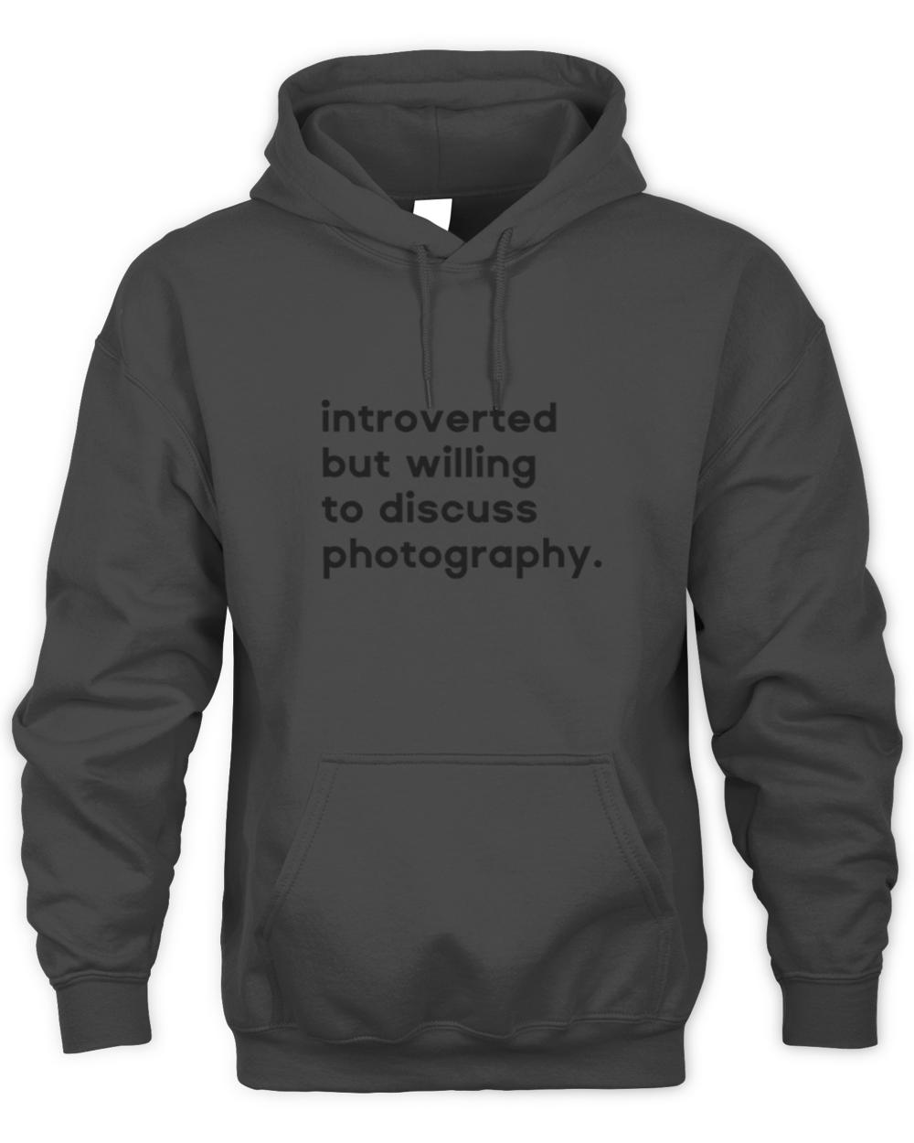 Introverted but willing to discuss photography986 T-Shirt