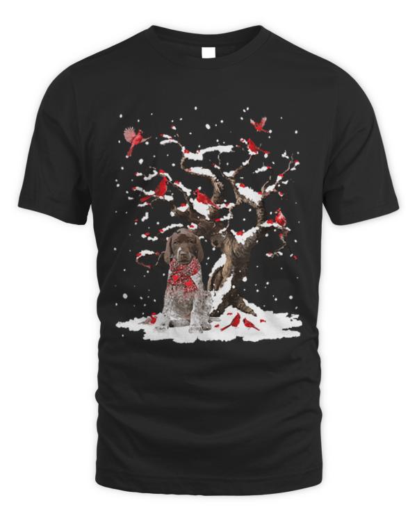 German Shorthaired Pointer Snow Xmas T-ShirtGerman Shorthaired Pointer Scarf Cardinal Snow Christmas T-Shirt