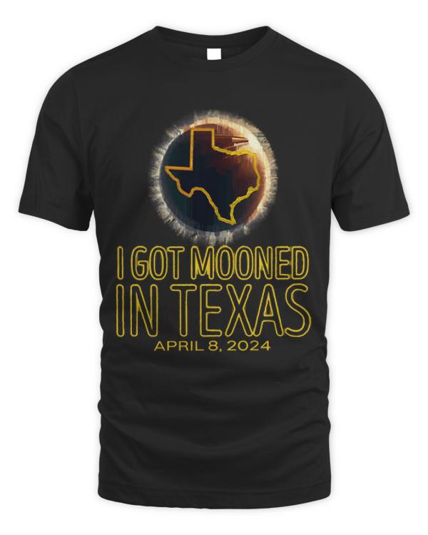 I Got Mooned T-ShirtI Got Mooned In Texas T-Shirt