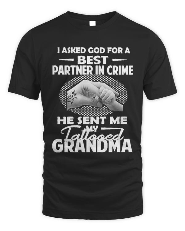 Tattooed Grandma T- Shirt My Tattooed Grandma Best Partner In Crime T- Shirt